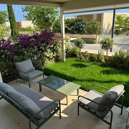 La Scala, Coast, Villa *